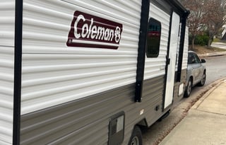 Light weight and easy to tow! Perfect for SUV.