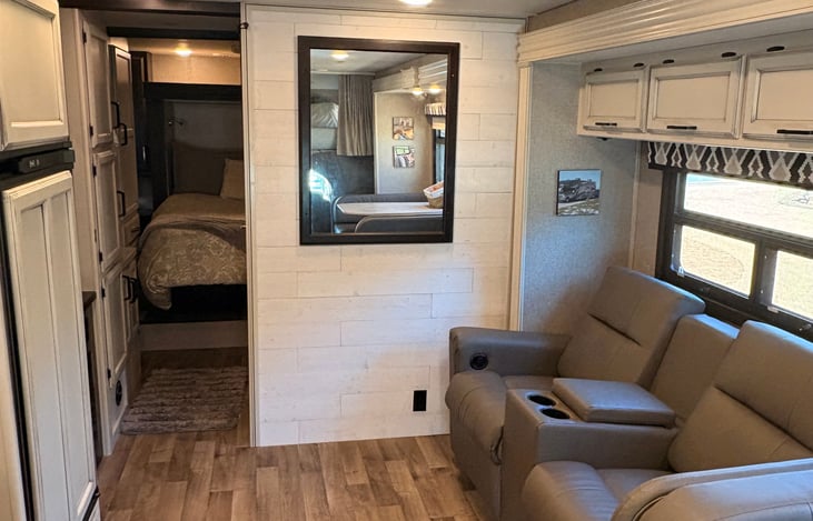 close the door to the bedroom and living room and you have a sink and a very nice bathroom with shower and toilet with plenty of space in 30 feet.