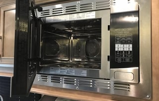 2020  Entegra Odyssey  SOLAR/Power Bank/Inverter