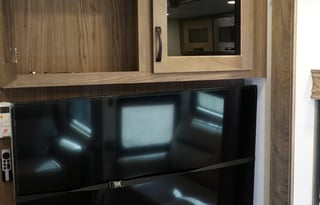 2024 Alliance Paradigm 395DS Paradise on Wheels