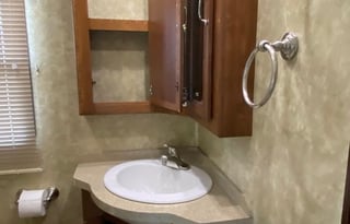 2013 Fleetwood RV Bounder 35K