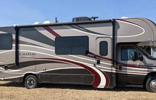 2019 Thor Motor Coach Chateau 31Y
