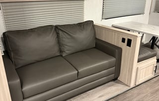 2022 Cruiser Shadow Cruiser 277BHS