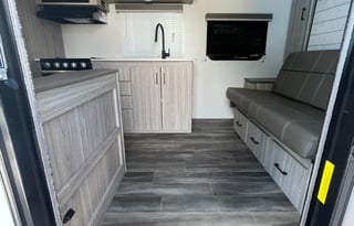 Family-Friendly Keystone Passport SL (2022)