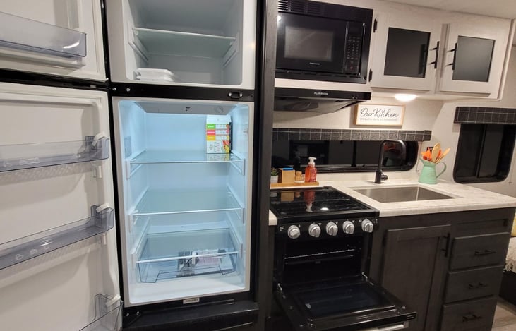 Oven, fridge, and freezer