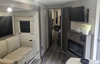 2025 Coachmen RV Catalina Legacy Edition 293TQBSCK