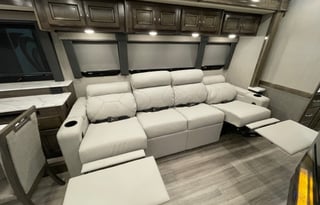 2022 Fleetwood RV Frontier Frontier 36SS