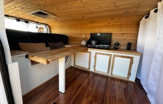 2016 Upgraded Conv Camper Van Ford +NEWCamper Top