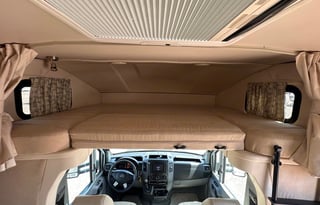 "Eljoy" Easy-Driving, Fuel-Efficient Winnebago