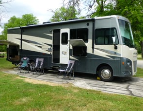Winnebago Vista 31B