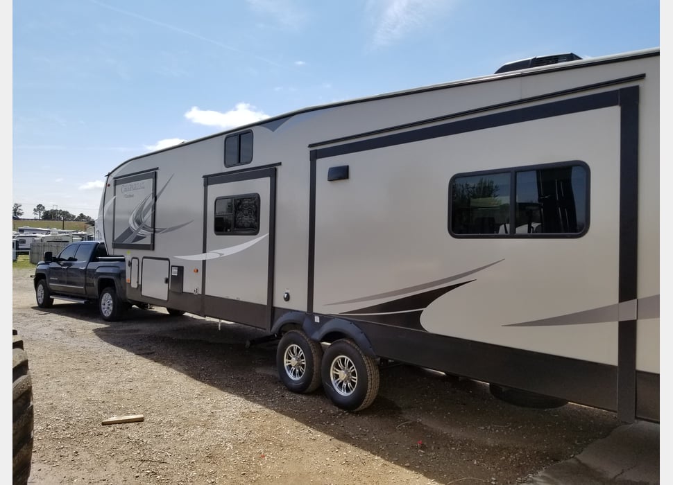 Fifth Wheel rentals in Overbrook