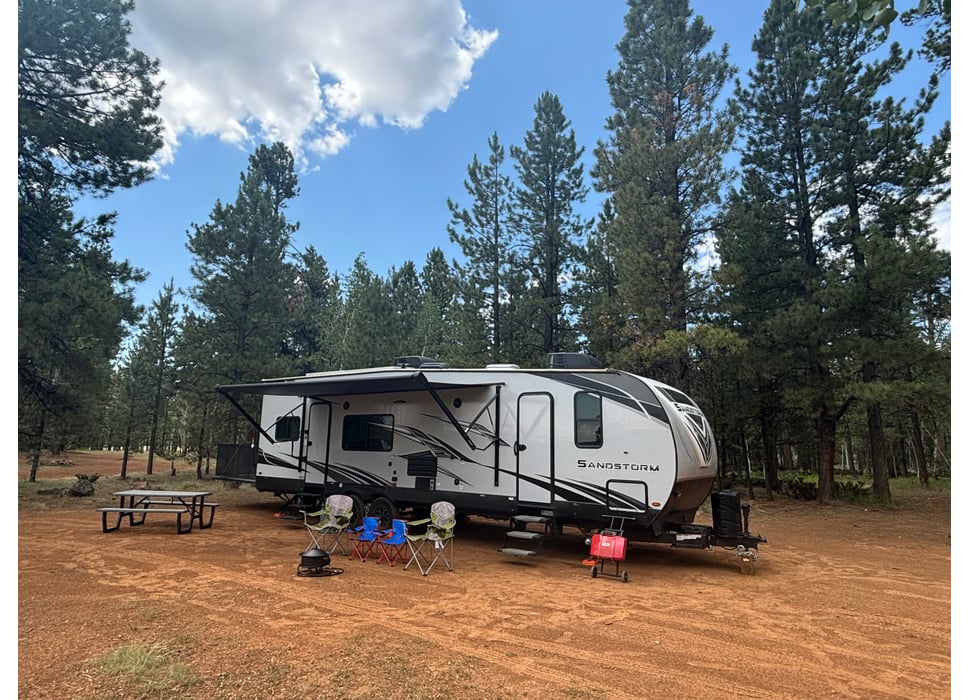 Toy Hauler rentals in Fillmore