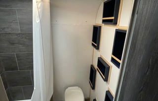 85 weekday special light, sleeps 5 2022  R Pod