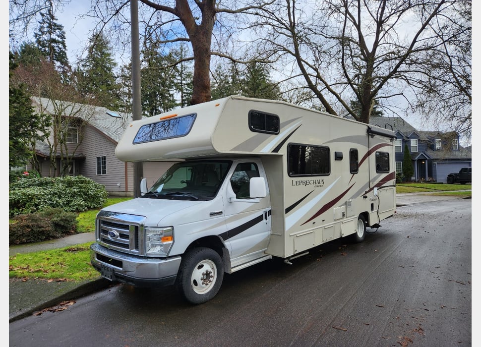 Class C Motor Home rentals in PORTLAND