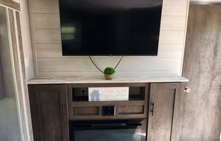 2021 Forest River Salem Cruise Lite- Super Clean