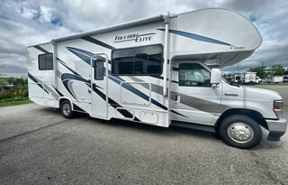 2023 Thor Motor Coach Freedom Elite 28HE