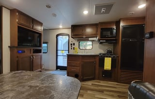 Big SHOWER★SLIDEOUT★BUNKS★OUTDOOR KITCHEN★Exit407