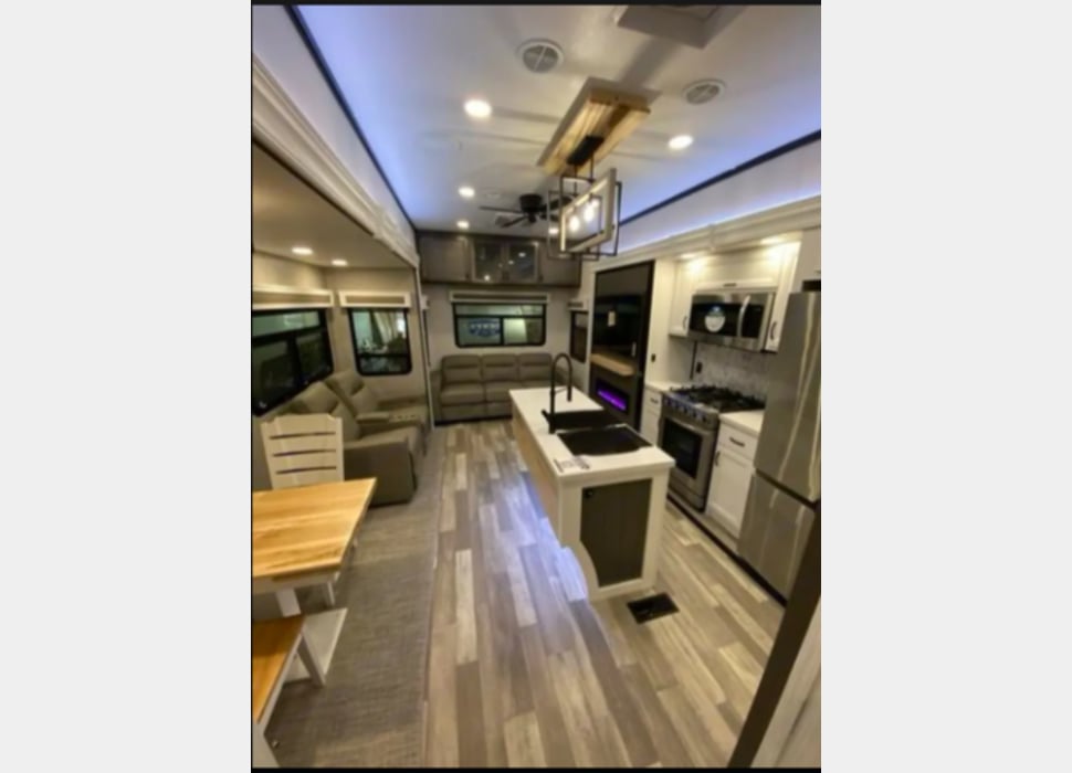 Fifth Wheel rentals in Rapid City
