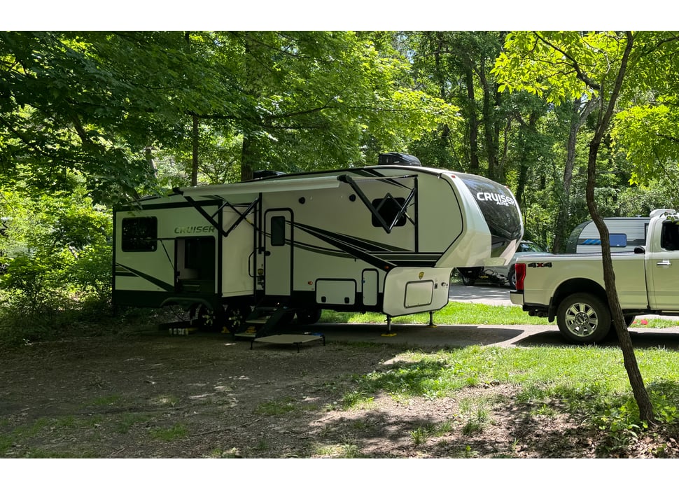 Fifth Wheel rentals in Seymour