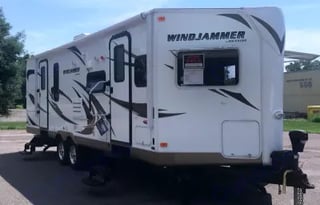 Super Nice 31’ Camper #1 (Rockwood Windjammer)