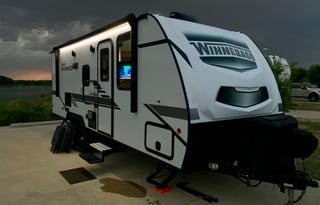 2021 Winnebago Micro Minnie 2306BHS