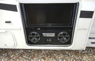 Bebe's RV sleeps 8, take her on your next trip!