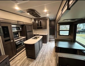 Grand Design Reflection 311BHS