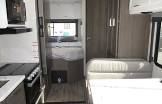 2024  24' Thor Four Winds 22E