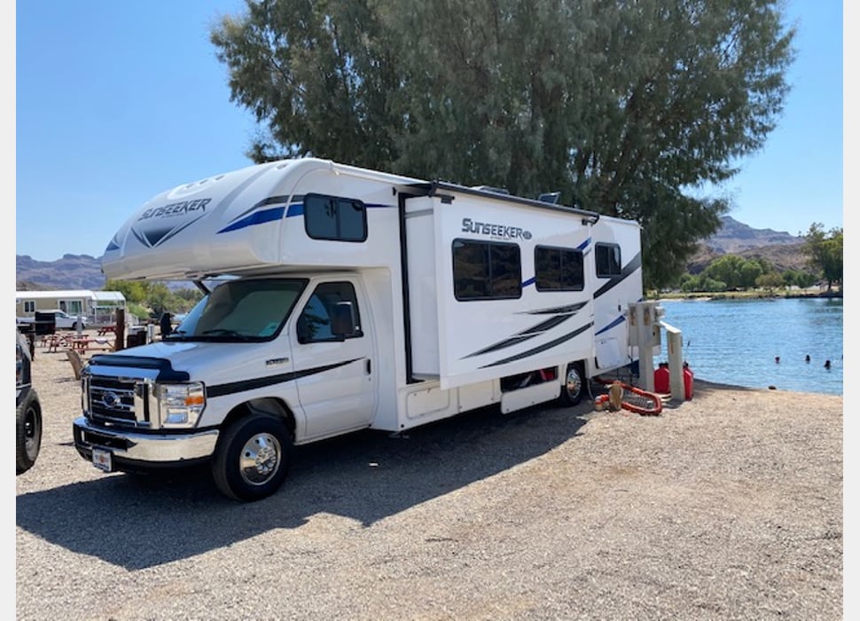 Class C Motor Home rentals in Torrance