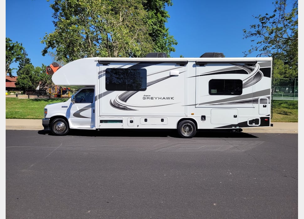 Class C Motor Home rentals in Antioch