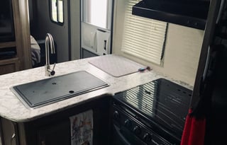 Cousin Eddie - 2018 Keystone RV Bullet 287QBS