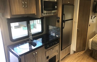 2018 Dynamax isata 3 24FW