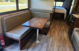 Travel with Ease & Comfort! Pets Welcome