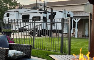 Huge outdoor kitchen w/ 36" Blackstone Griddle