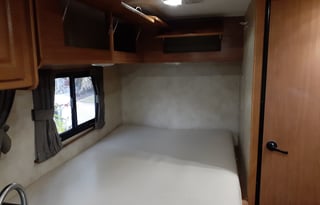 2013 Thor Motor Coach Four Winds 24C "Magic"