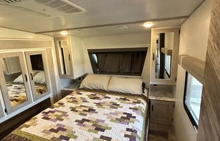 Totally Hitched Fifth-Wheel Adventures