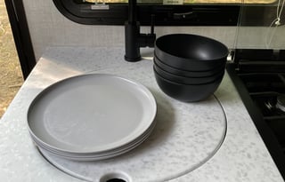 Off-Grid-Ready Travel Trailer w/ Luxury Amenities