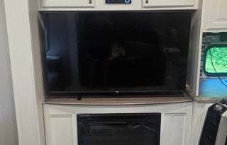 2023 Keystone Couger Halftime 33 RLI