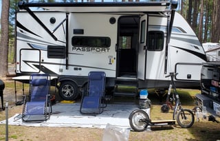 Cozy Couple Camper Rental