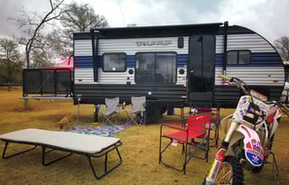 2021 Tow Hauler Wolf Pup ! Patio Gate, Solar Panel