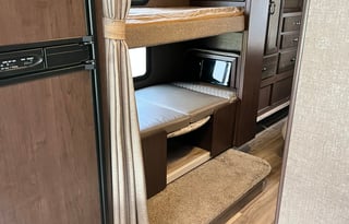 2017 Thor Motor Coach Freedom Elite 30FE