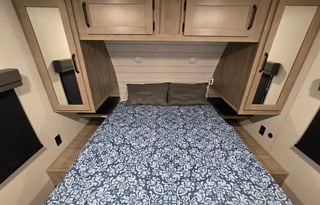 Bluegrass Basecamp- 2 bed 2 bath bunkhouse