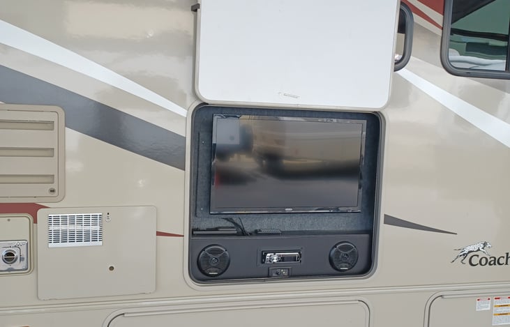 outdoor Tv and radio