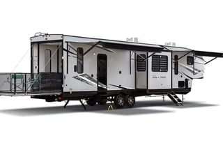 2021 Forest River Wolf pack HAL1717