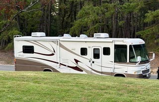 2004 Georgie Boy Landau Landau Motor Home