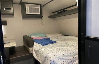 Campventure Cruiser: Family Fun on Wheels!