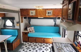Ready for Fun! 26' Rockwood Ultralite- sleeps 5-6