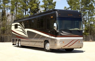 2007 Foretravel Phenix 445
