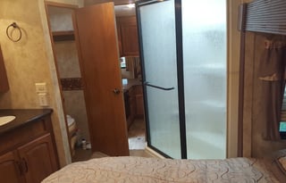 5th wheel, Montana, pet friendly & comfortable