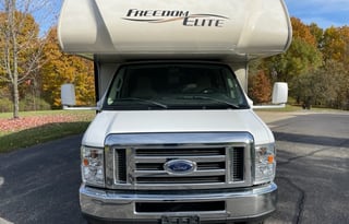 2017 Thor Motor Coach Freedom Elite 26HE